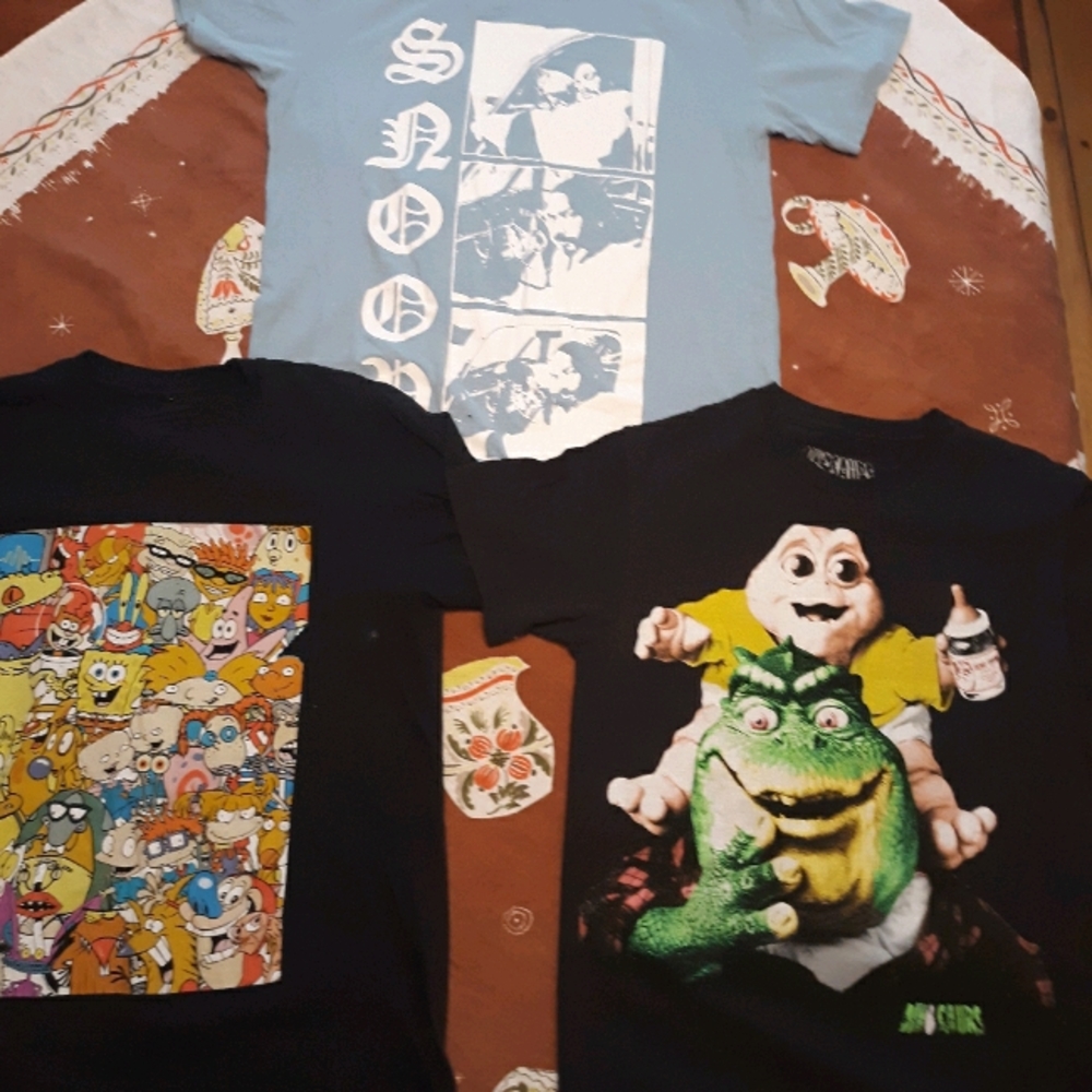 Bundle of 3 small shirts